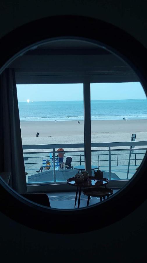 Zeezicht Falcon Apartment Middelkerke Bagian luar foto